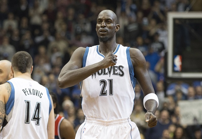 Feb 25, 2015; Minneapolis, MN, USA; Minnesota Timberwolves forward Kevin Garnett (21) pounds his chest before a game against the Washington Wizards at Target Center. Mandatory Credit: Jesse Johnson-USA TODAY Sports